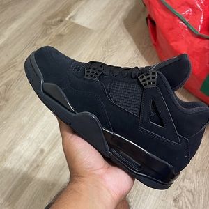 JORDAN 4 BLACK CATS